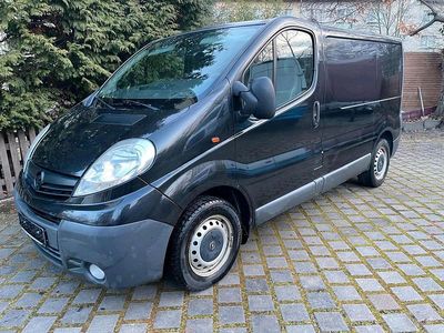 Gebraucht Opel Vivaro 114 PS (83 kW) 2008 Schwarz Van / Kleinbus