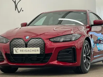 Neu BMW i4 Comfort Edition 250 kW (340 PS) 2026 Fire red metallic Limousine