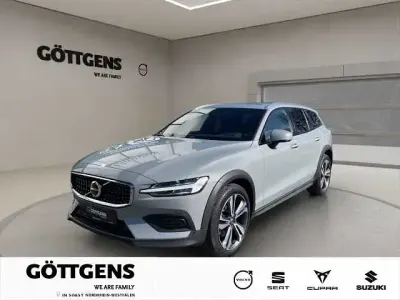 Gebraucht Volvo V60 CC 145 PS (106 kW) 2024 Kombi