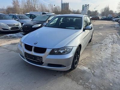 Silber Gebraucht 2006 BMW 318 Limousine | 2.499 € (Superpreis)