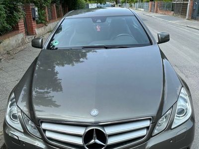 Mercedes E250