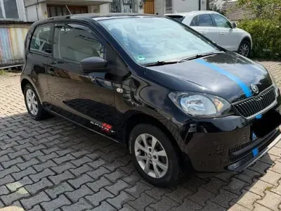 Gebraucht Skoda Citigo Active 60 PS (44 kW) 2013 Schwarz Kleinwagen