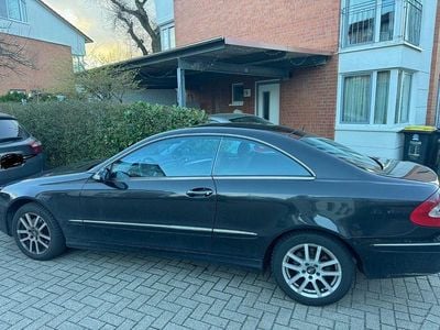 Gebraucht Mercedes CLK270 Avantgarde 170 PS (125 kW) 2005 Schwarz Coupé