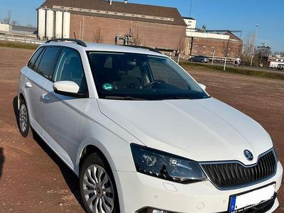 Usata Skoda Fabia Joy 110 CV (80 kW) 2016 Bianco Station wagon