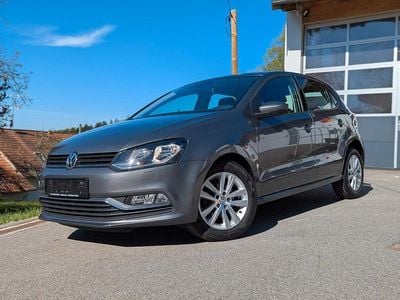 Gebraucht VW Polo Comfortline 90 PS (66 kW) 2016 Grau Limousine