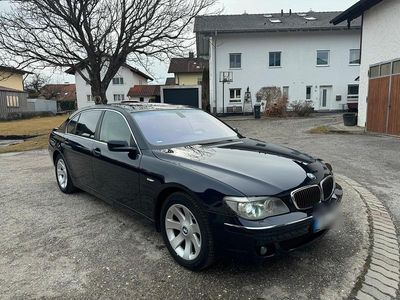 Gebraucht BMW 730L 235 PS (172 kW) 2007 Blau Limousine