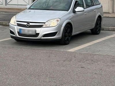 Second-hand Opel Astra 116 CP (85 kW) 2005 Gri Break