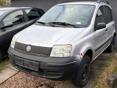 Gebraucht Fiat Panda 4x4 Trekking 60 PS (44 kW) 2009 Silber Kleinwagen