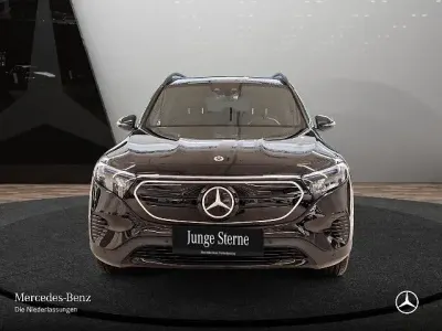 Gebraucht Mercedes EQB300 Night 167 kW (228 PS) 2022 Schwarz SUV