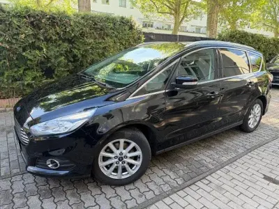 Gebraucht Ford S-MAX Titanium 150 PS (110 kW) 2017 Schwarz Van / Kleinbus