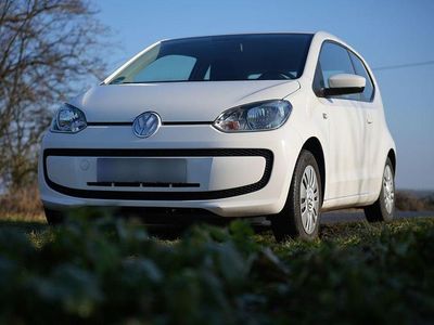 Weiß Gebraucht 2016 VW up! Kleinwagen | 8.900 € (Fairer Preis)
