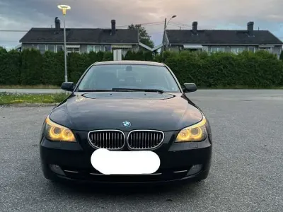 Gebraucht BMW 525 Sport Line 197 PS (144 kW) 2009 Kombi