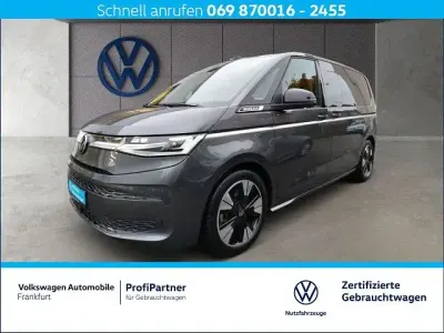 Gebraucht VW Multivan Style 177 PS (130 kW) 2025 Grau Van / Kleinbus