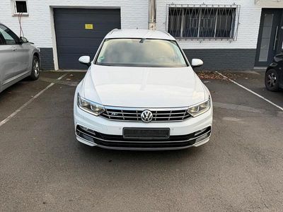 Second-hand VW Passat R-line 190 CP (139 kW) 2017 Alb Break