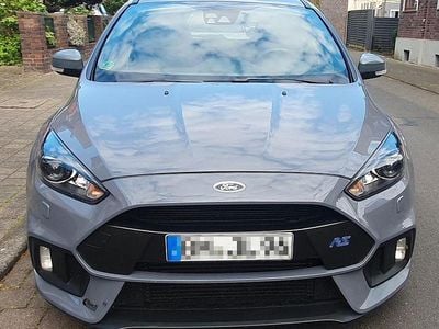 Usata Ford Focus S 349 CV (256 kW) 2016 Grigio Berlina