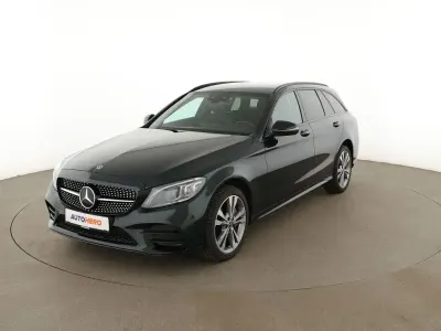Gebraucht Mercedes C300 AMG line 245 PS (180 kW) 2019 Grün Kombi