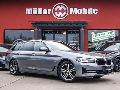 Second-hand BMW 530e Shadowline 292 CP (214 kW) 2022 Gri Break