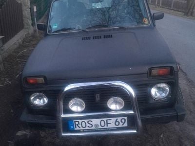 Second-hand Lada niva 82 CP (60 kW) 2006 Negru SUV