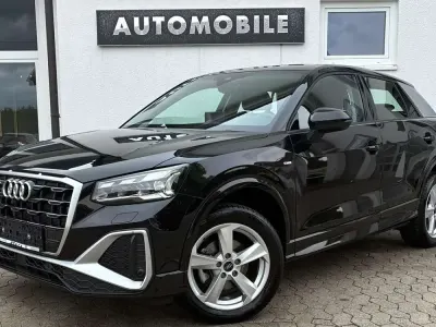 Gebraucht Audi Q2 S-Line 150 PS (110 kW) 2025 Schwarz SUV