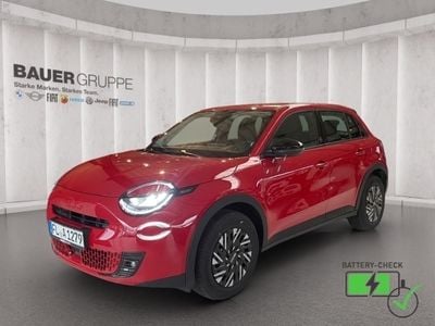 Gebraucht Fiat 600E Red 114 kW (156 PS) 2024 Rot SUV
