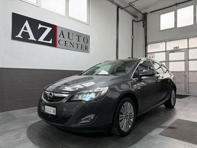 Usata Opel Astra Innovation 140 CV (102 kW) 2011 Grigio Station wagon
