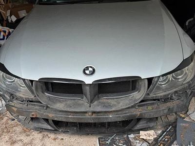 Gebraucht BMW 325 218 PS (160 kW) 2006 Silber Limousine