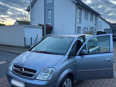 Second-hand Opel Meriva Edition 90 CP (66 kW) 2005 Argintiu Monovolum