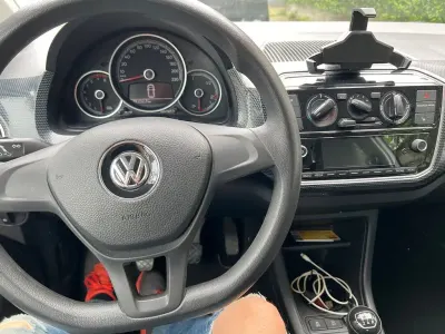 Gebraucht VW up! move up! 68 PS (50 kW) 2018 Weiß Kleinwagen
