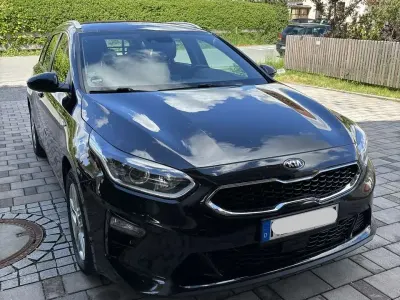 Gebraucht Kia Ceed Sportswagon Vision 136 PS (100 kW) 2020 Schwarz Kombi