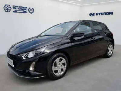 Gebraucht Hyundai i20 Select 77 PS (56 kW) 2025 Schwarz Kleinwagen