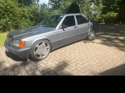 Gebraucht Mercedes 190 118 PS (86 kW) 1989 Limousine