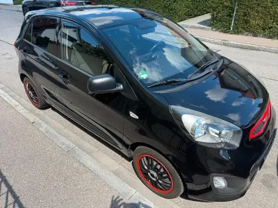Gebraucht Kia Picanto 69 PS (50 kW) 2011 Schwarz Kleinwagen