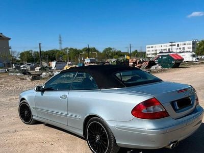 Usata Mercedes CLK320 Elegance 224 CV (164 kW) 2006 Grigio Cabrio
