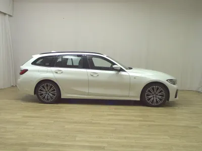 Gebraucht BMW 318 M Sport 150 PS (110 kW) 2021 Weiss Kombi