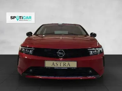 Gebraucht Opel Astra Edition 110 PS (80 kW) 2025 Kardio rot Limousine