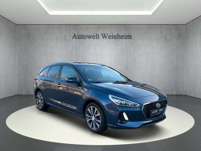 gebraucht Hyundai i30 KOMBI°AUT°NAVI°KAMERA°SHZ°LHZ°TEMPOMAT°