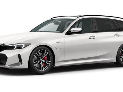 Weiß Gebraucht 2025 BMW 330e Comfort Edition Kombi | 50.608 € (Superpreis)