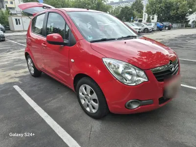 Gebraucht Opel Agila Edition 94 PS (69 kW) 2013 Rot Kleinwagen