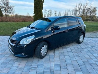 Usata Toyota Verso 147 CV (108 kW) 2011 Nero Monovolume