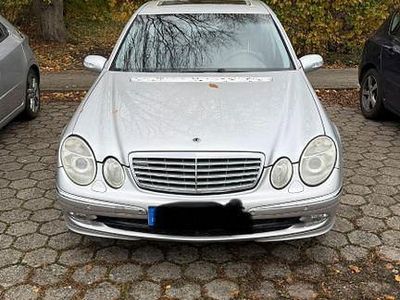 Mercedes E320
