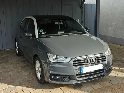 Gebraucht Audi A1 Comfort 125 PS (91 kW) 2015 Grau Kleinwagen