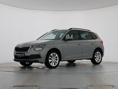Steelgrau Gebraucht 2021 Skoda Kamiq Clever SUV | 18.889 € (Fairer Preis)