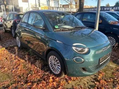 Brugt Fiat 500e 86 kW (118 HK) 2023 Grøn Sedan