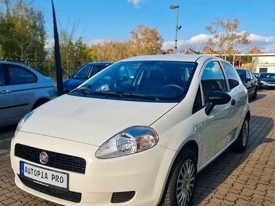 Gebraucht Fiat Punto Pop 69 PS (50 kW) 2012 Weiß Kleinwagen