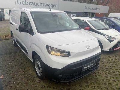 Gebraucht Toyota Proace City City 102 PS (75 kW) 2024 Icy white Van / Kleinbus