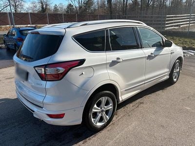Weiß Gebraucht 2018 Ford Kuga Vignale SUV | 18.900 € (Teuer)