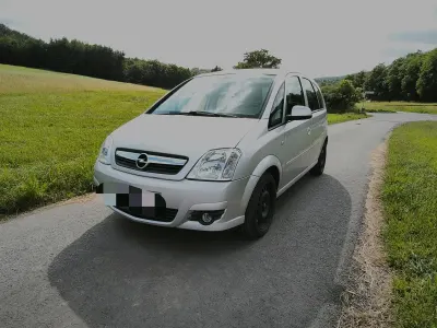 Gebraucht Opel Meriva 105 PS (77 kW) 2008 Silber Van / Kleinbus