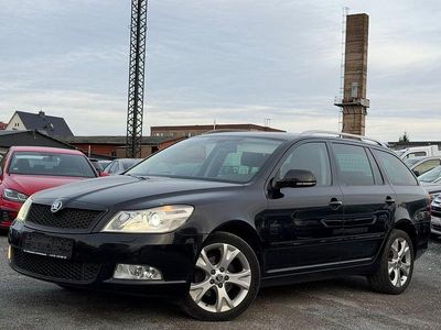 Gebraucht Skoda Octavia Elegance 105 PS (77 kW) 2011 Schwarz Kombi