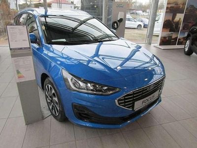 Gebraucht Ford Focus Titanium 125 PS (91 kW) 2024 Blau Kombi