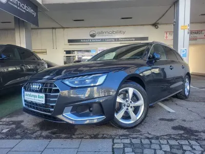 Gebraucht Audi A4 Advanced 163 PS (119 kW) 2023 Grau Kombi